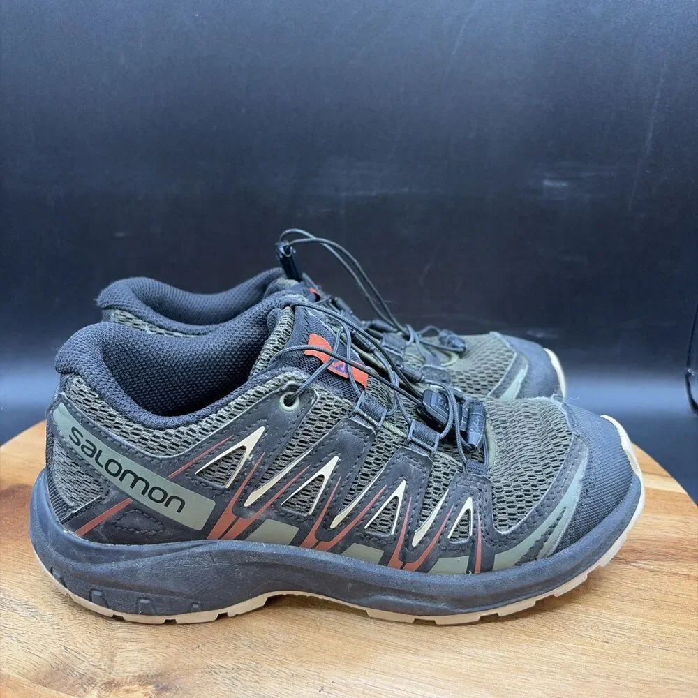 Salomon XA PRO Youth Size 2 Hiking Trail Running Shoes Green Black Sneakers